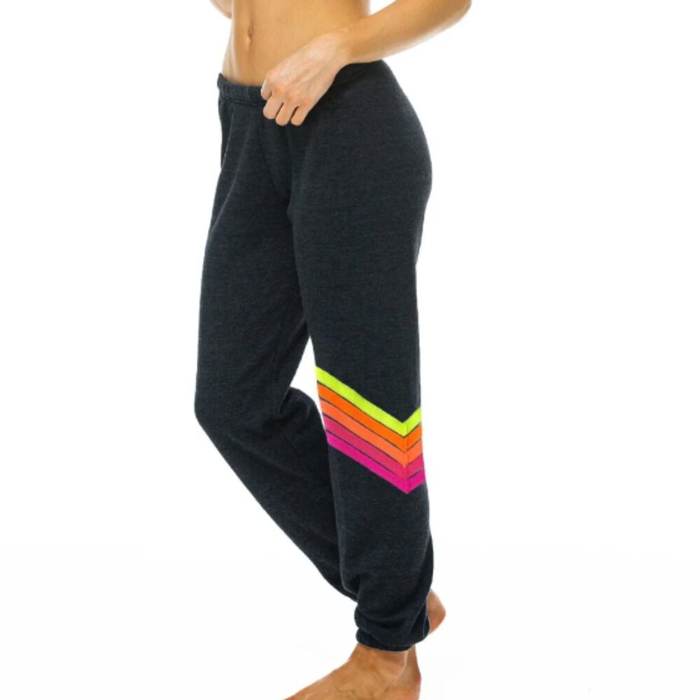 Aviator nation chevron sweatpants in charcoal size small
